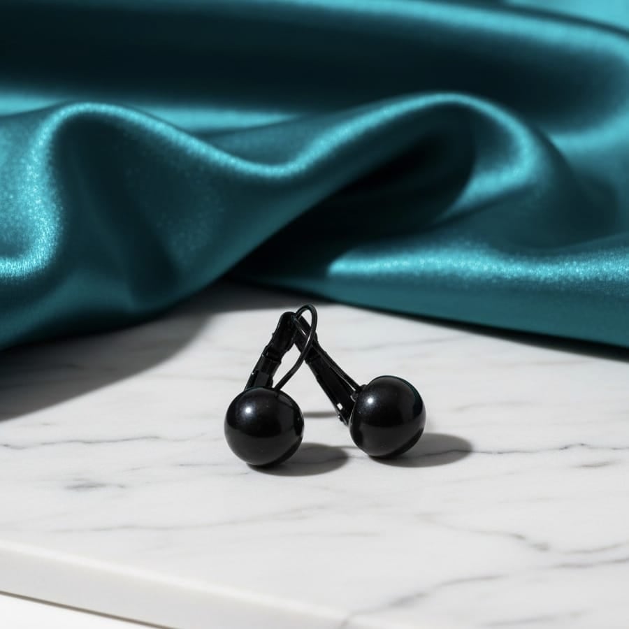 aretes negros